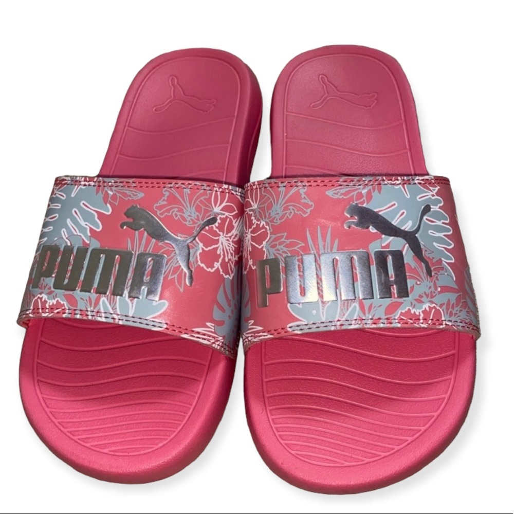 💐CUTE💐 Puma Pink and Metallic Silver Slides - Picture 2 of 5